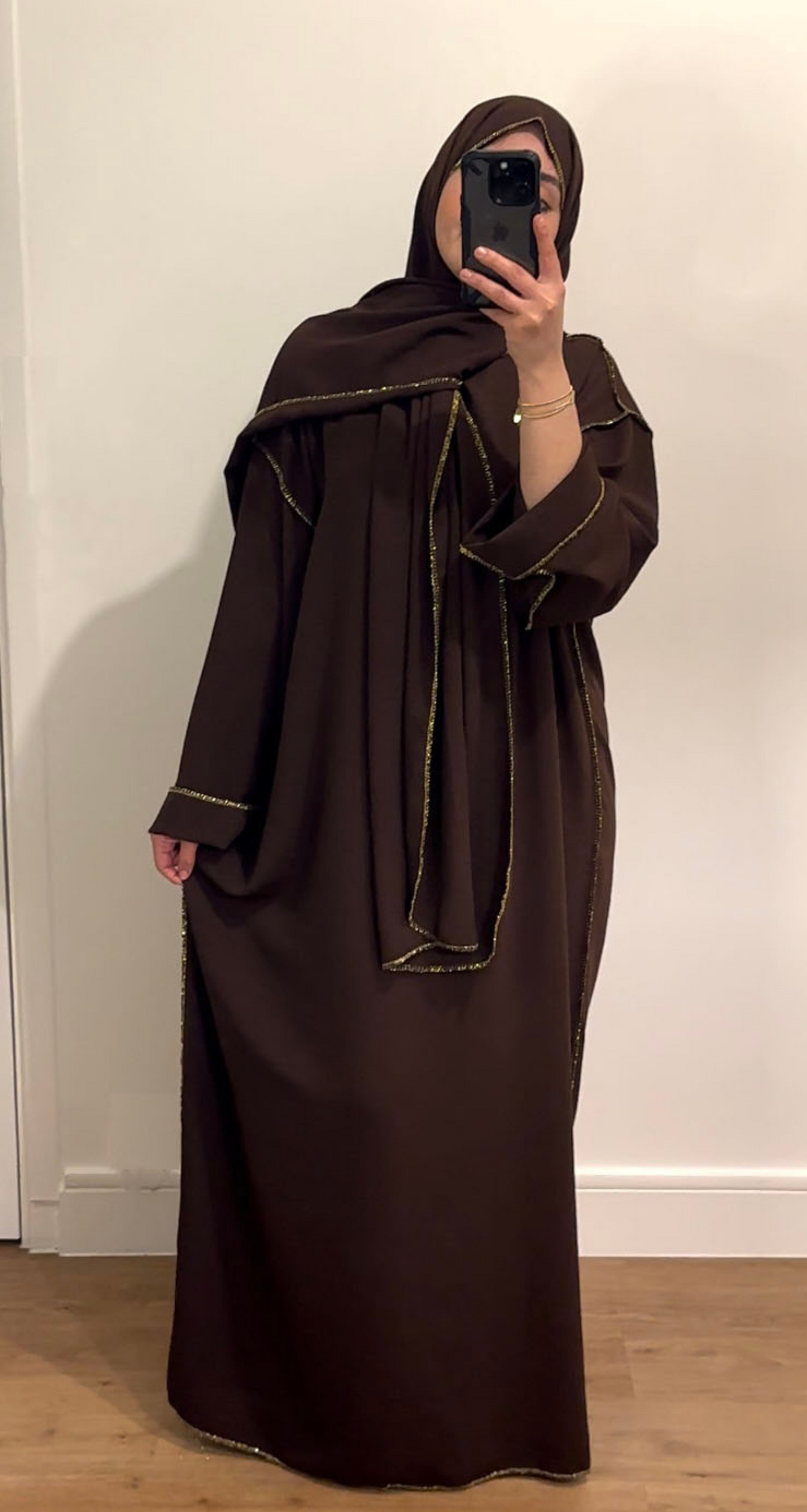 ABAYA VOILE INTÉGRÉ MARRON À BORDURE DORÉ